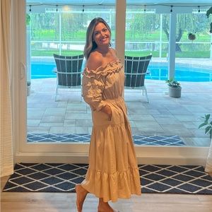 Off shoulder tan size Medium boutique dress by Meadows size medium!